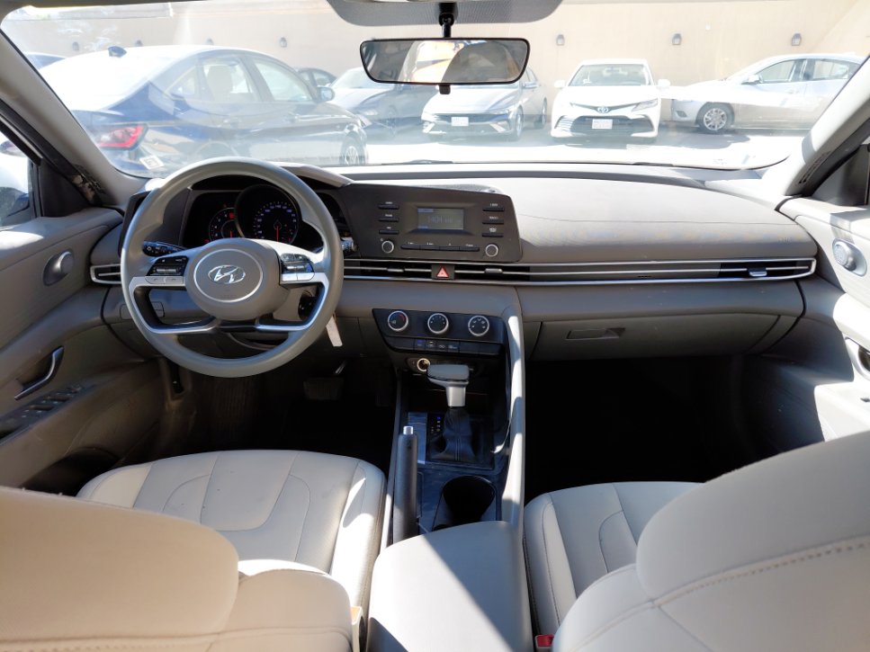 Hyundai Elantra FLT  2023 image