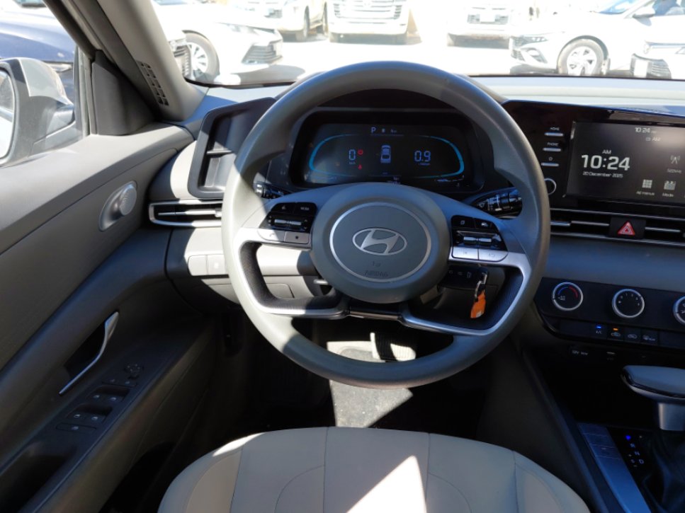 هيونداي إلنترا FLT  2024 image