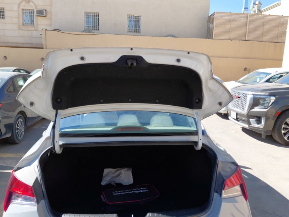 Hyundai Elantra FLT  2024 image