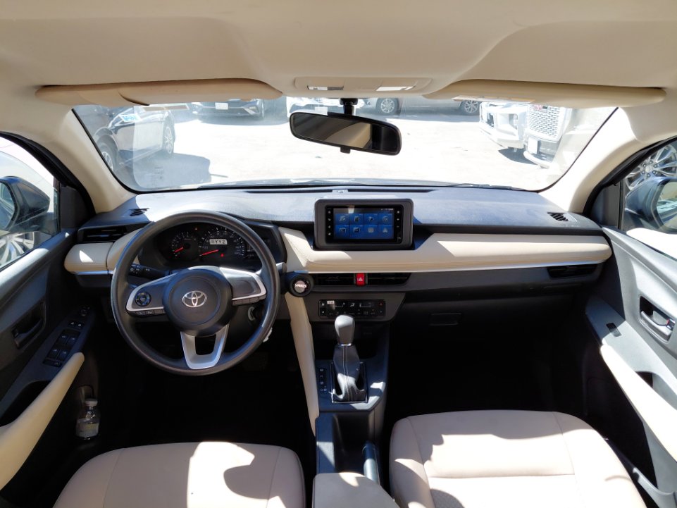 تويوتا يارس Y 2023 image