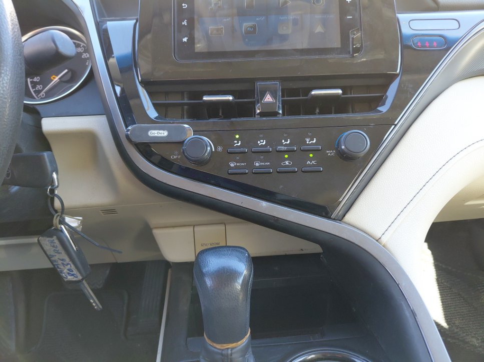 Toyota Camry LE STD 2024 image