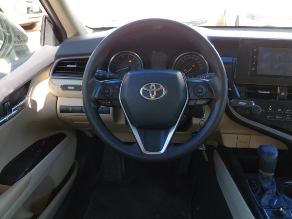 Toyota Camry LE STD 2024 image