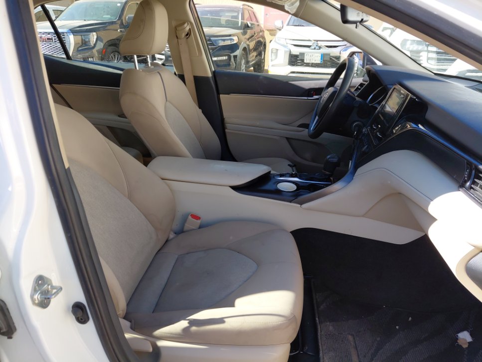 Toyota Camry LE STD 2024 image