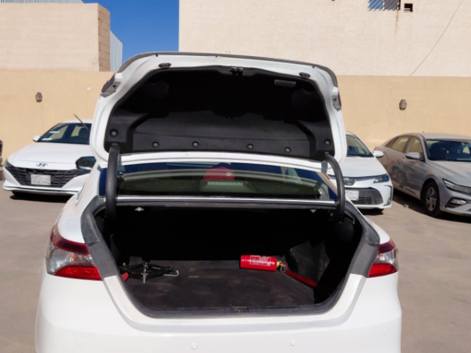 Toyota Camry LE STD 2024 image