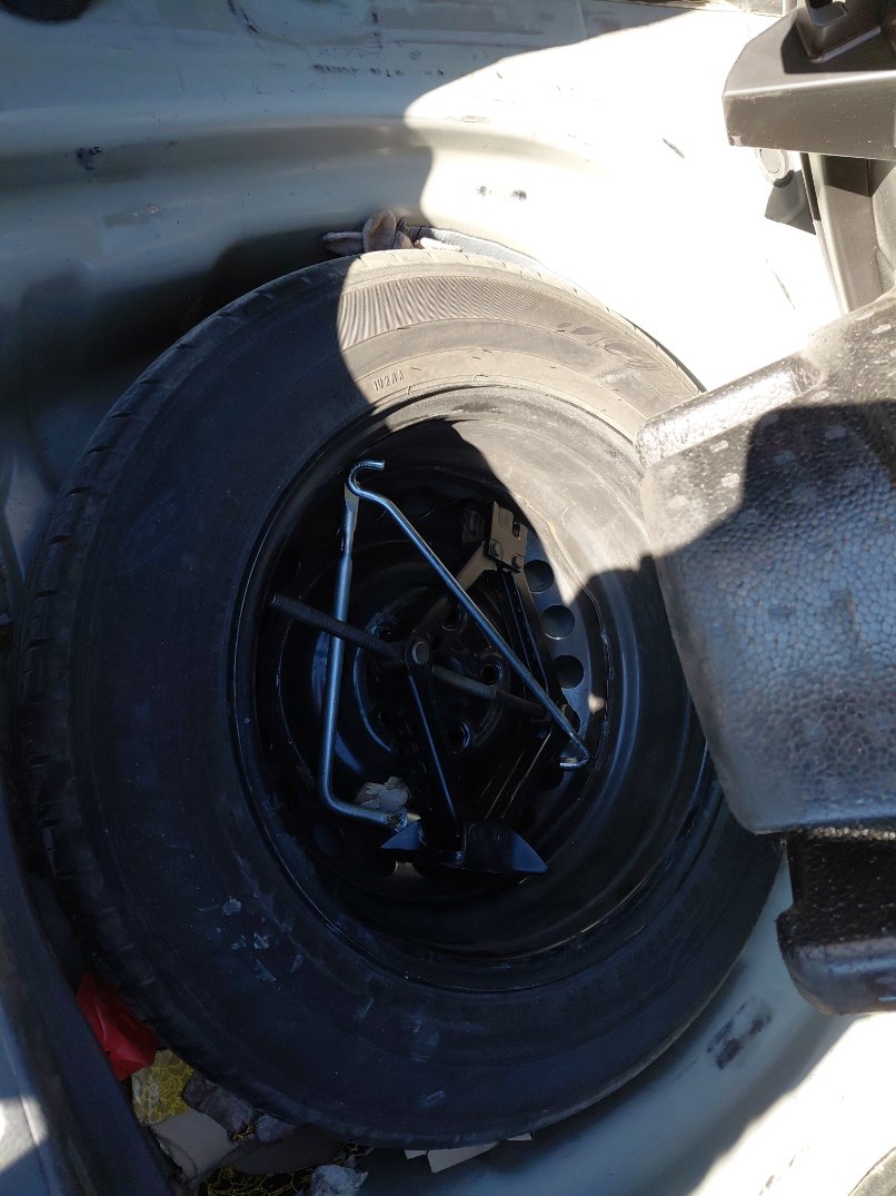 Toyota Camry LE STD 2024 image