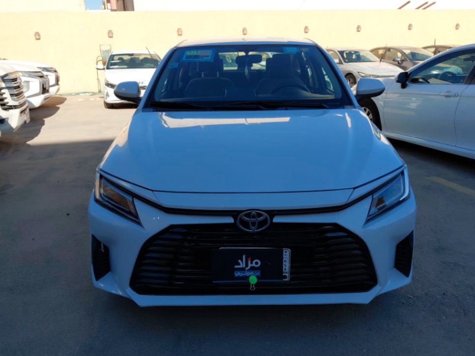 تويوتا يارس Y 2024