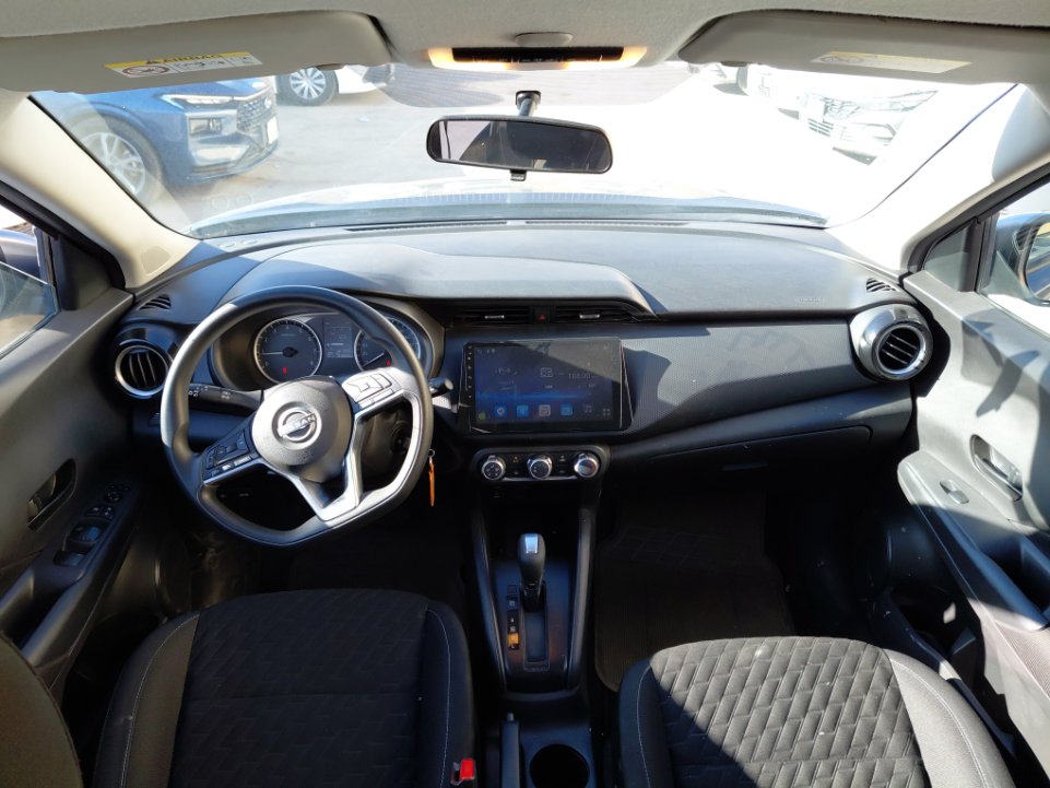 Nissan Kicks S 2024 image