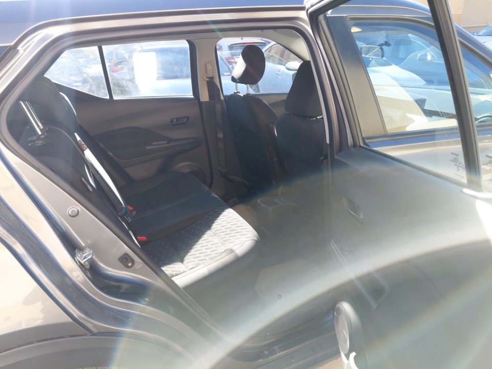 Nissan Kicks S 2024 image