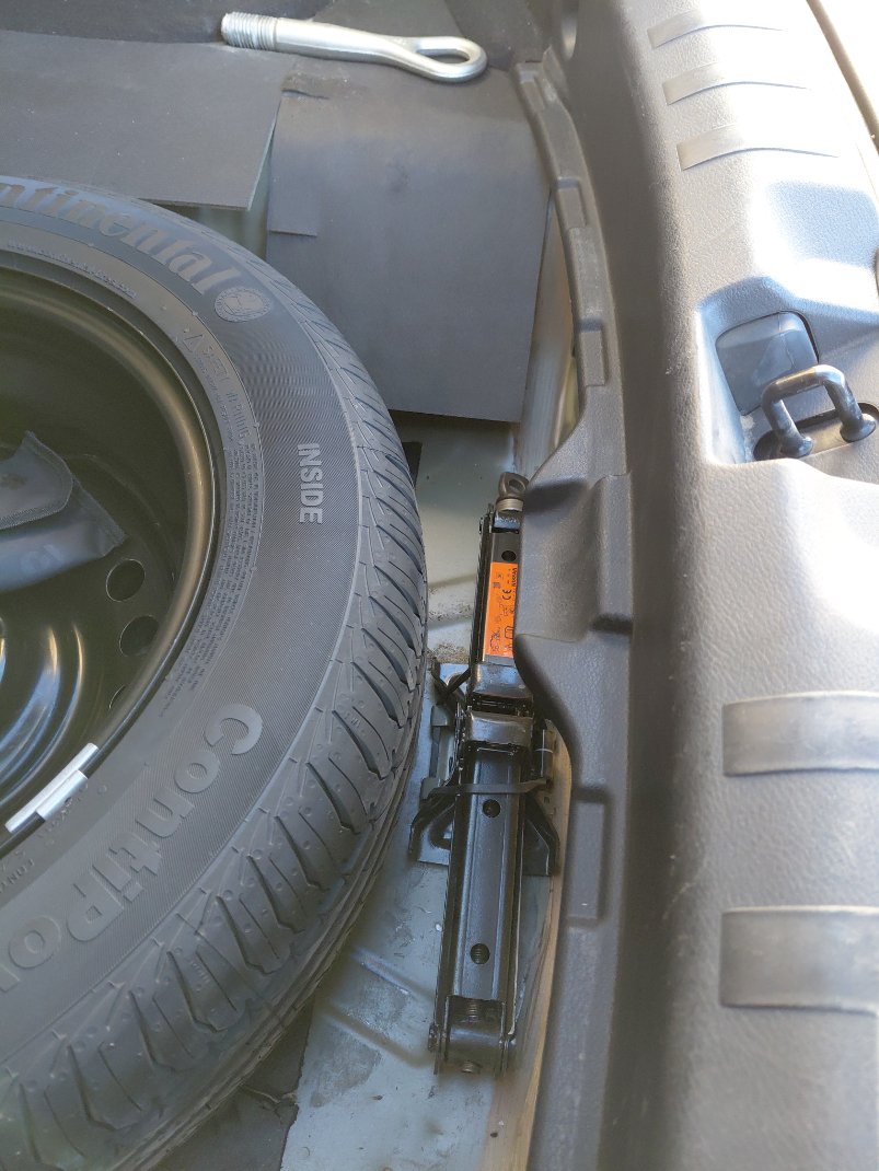 Nissan Kicks S 2024 image