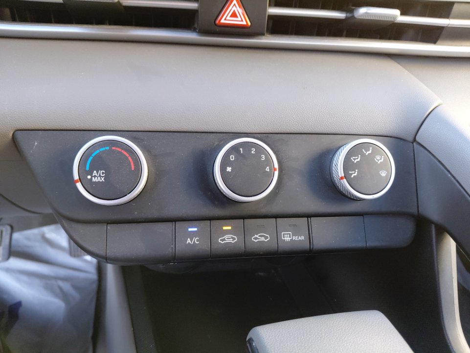 هيونداي إلنترا FLT  2024 image