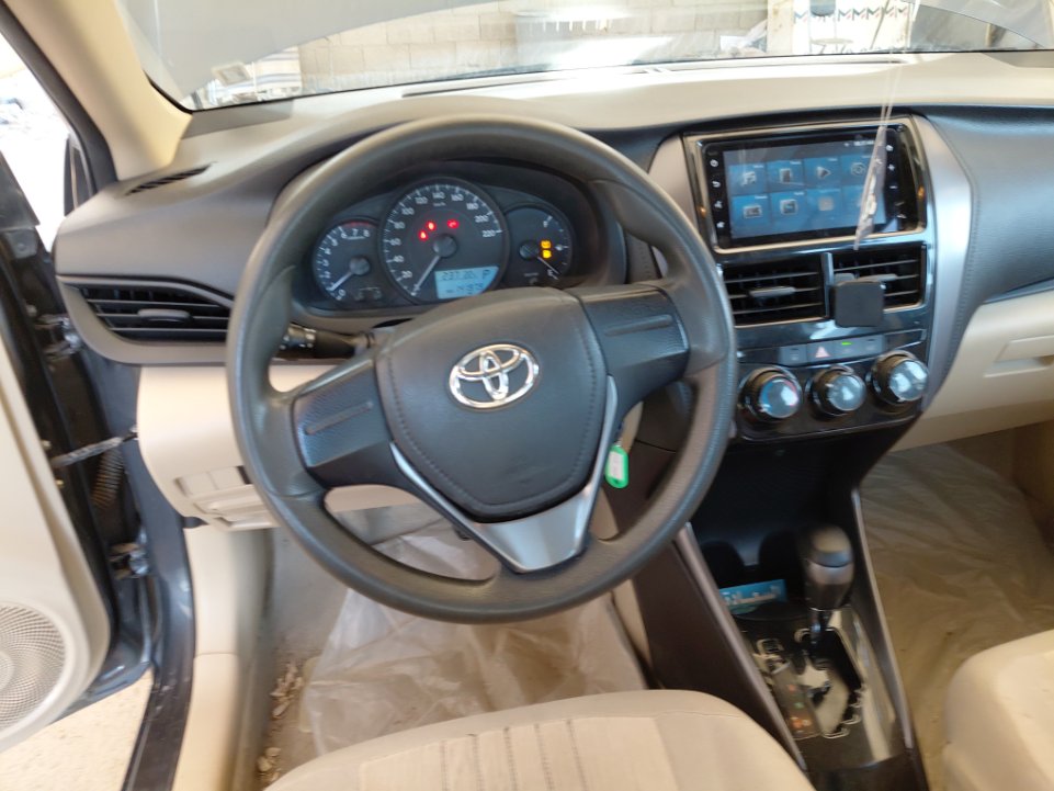 تويوتا يارس Y 2022 image