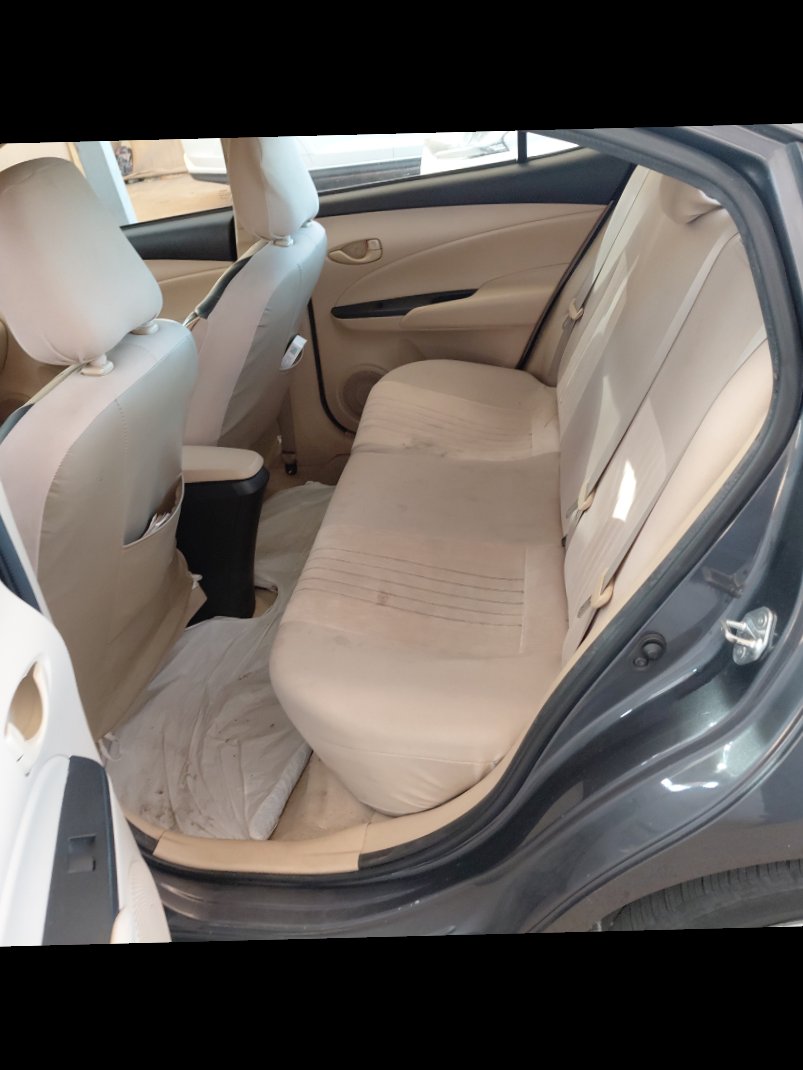 تويوتا يارس Y 2022 image