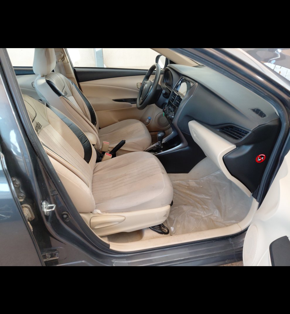 تويوتا يارس Y 2022 image