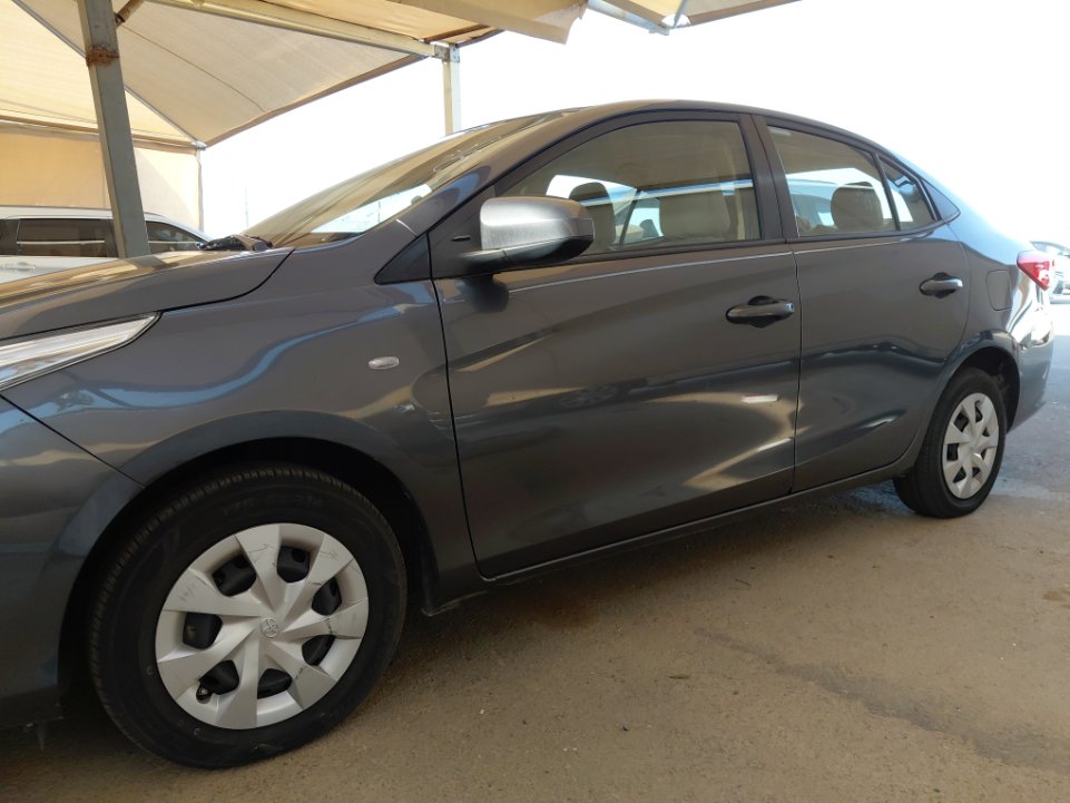 تويوتا يارس Y 2022 image