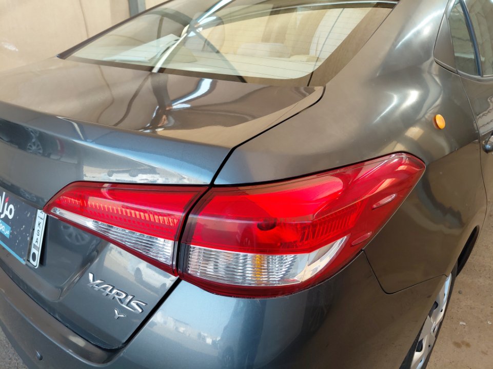 تويوتا يارس Y 2022 image