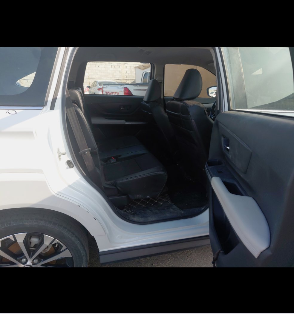 تويوتا فيلوز GLX  2023 image