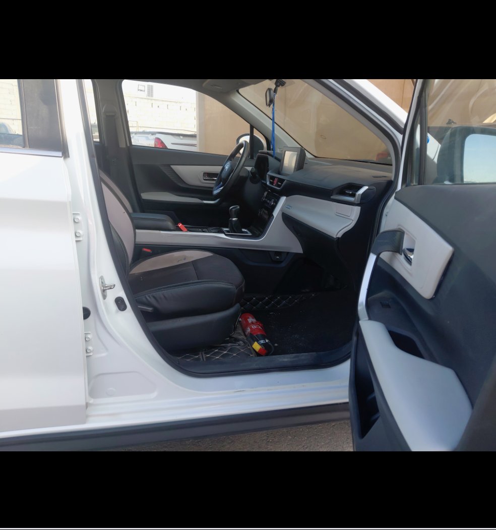 تويوتا فيلوز GLX  2023 image