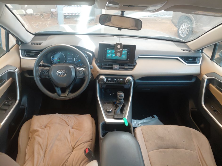 تويوتا راف فور LE HEV 2022 image