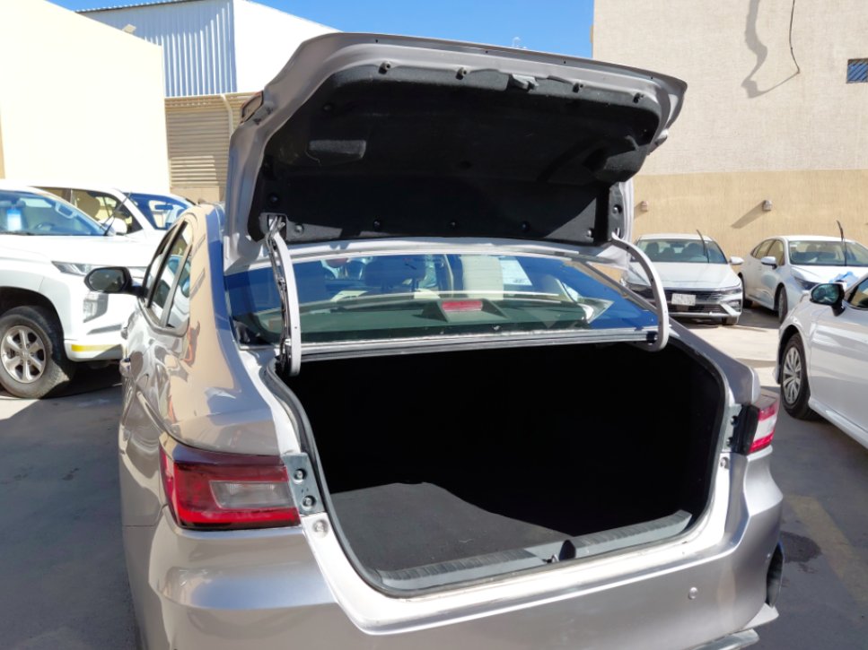 Toyota Yaris Y 2024 image