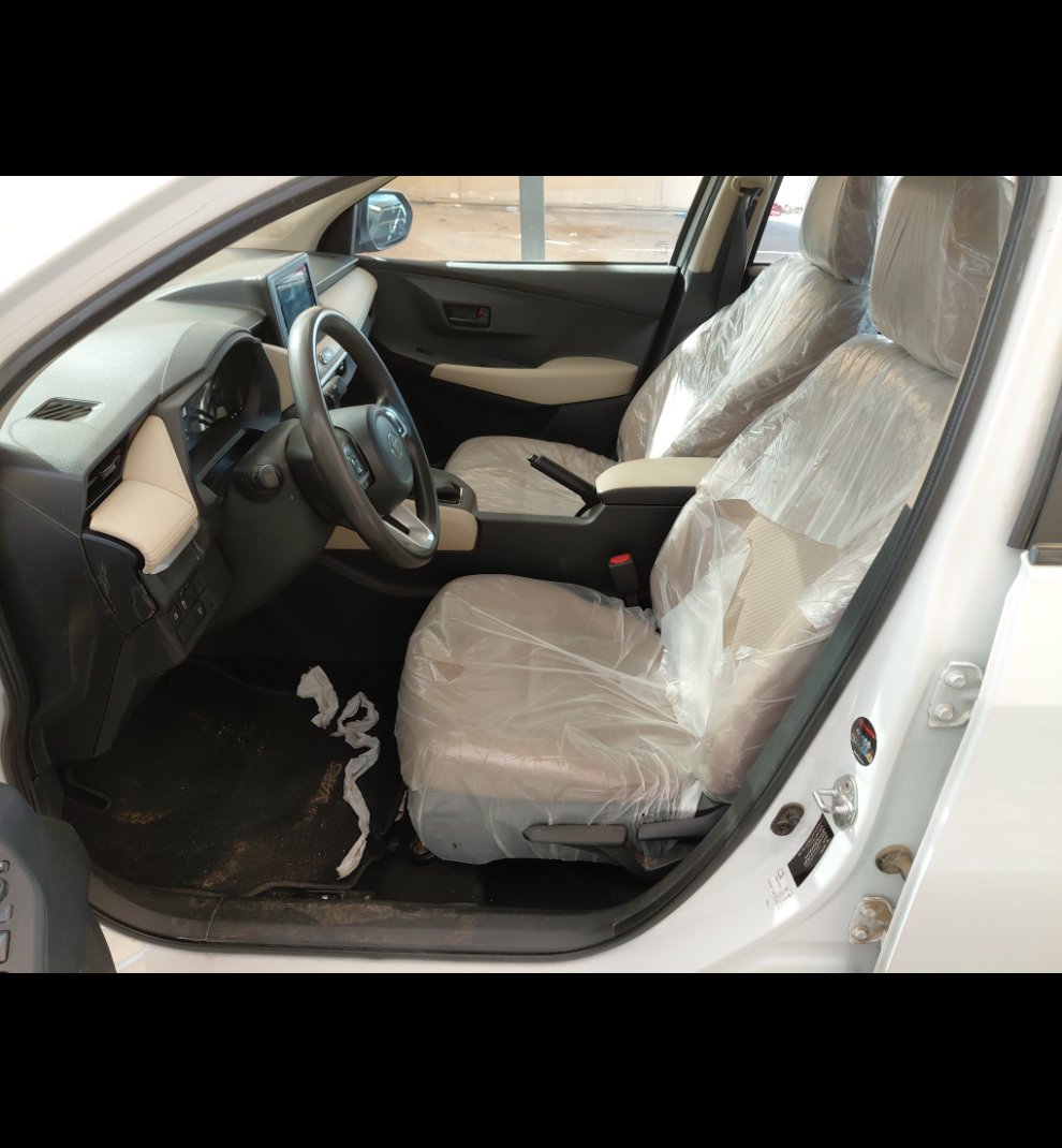 تويوتا يارس Y 2023 image