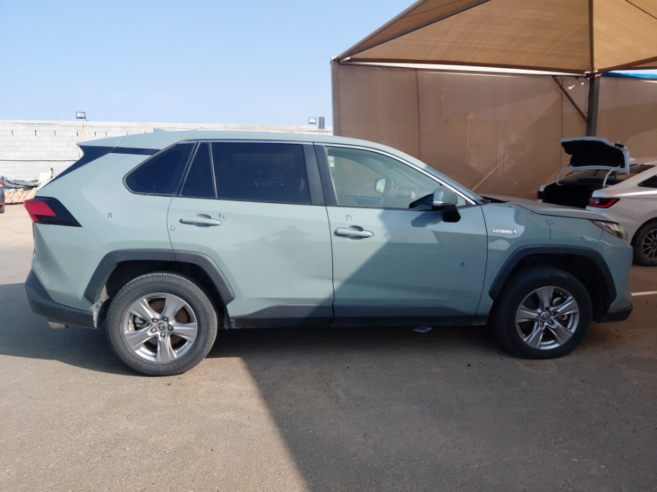 تويوتا راف فور LE HEV 2022 image