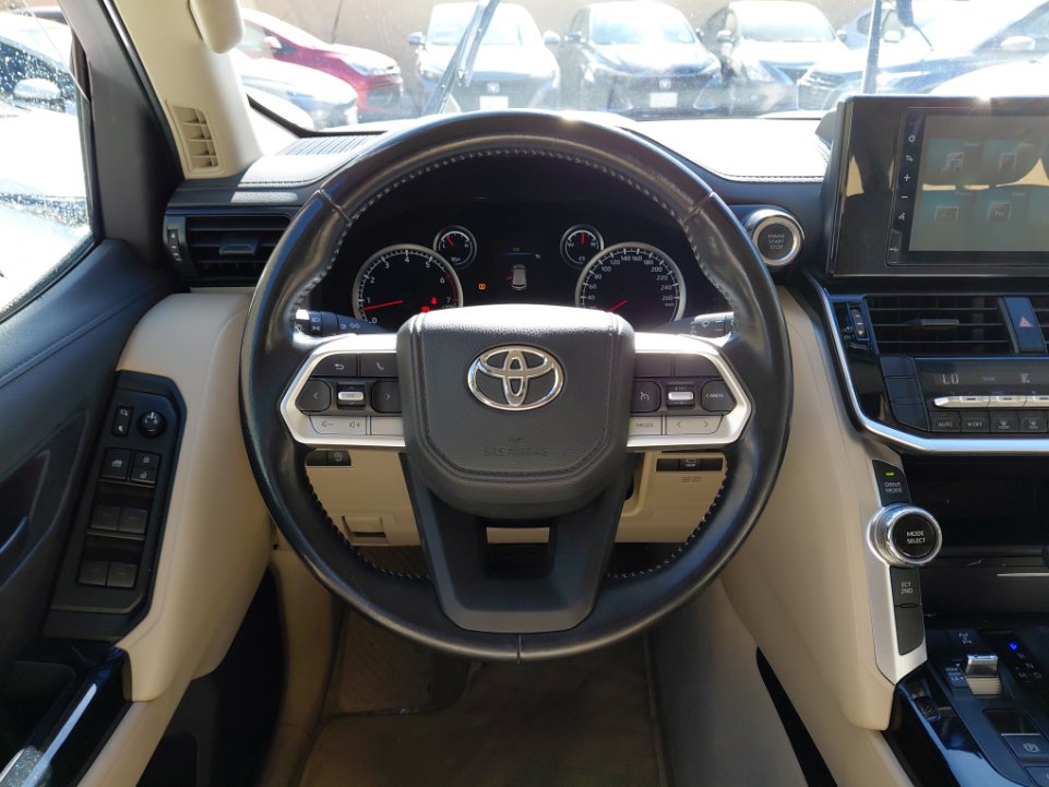 تويوتا لاند كروزر GXR1  2023 image