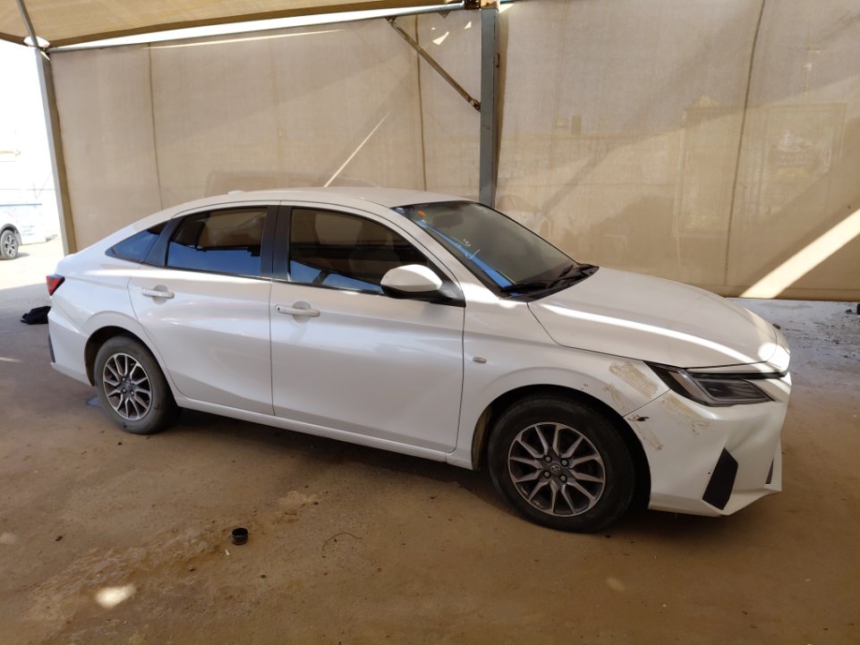 تويوتا يارس Y 2023 image