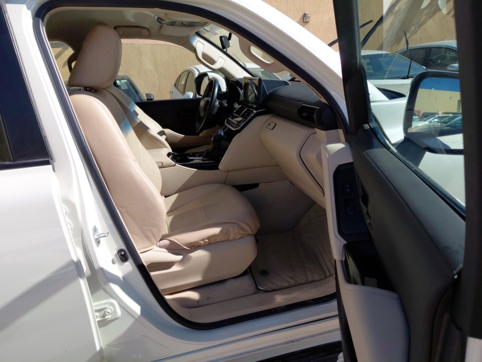 تويوتا لاند كروزر GXR1  2023 image