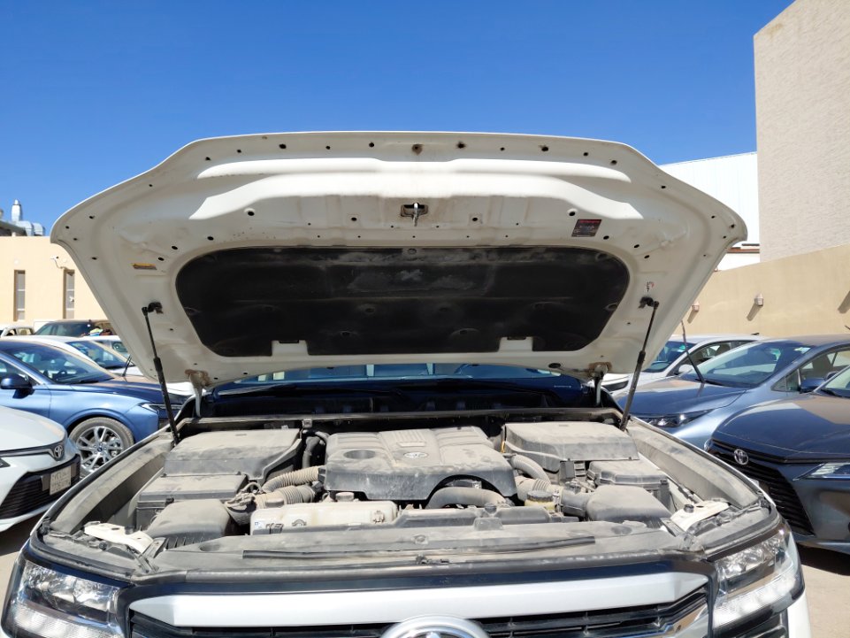 تويوتا لاند كروزر GXR1  2023 image