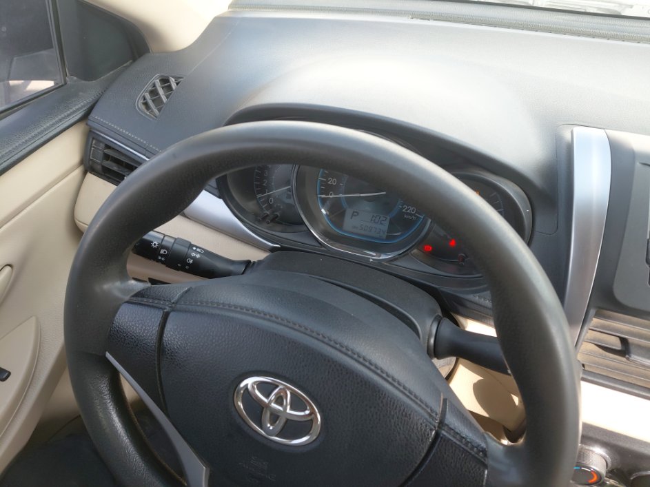 تويوتا يارس Y FLT  2017 image