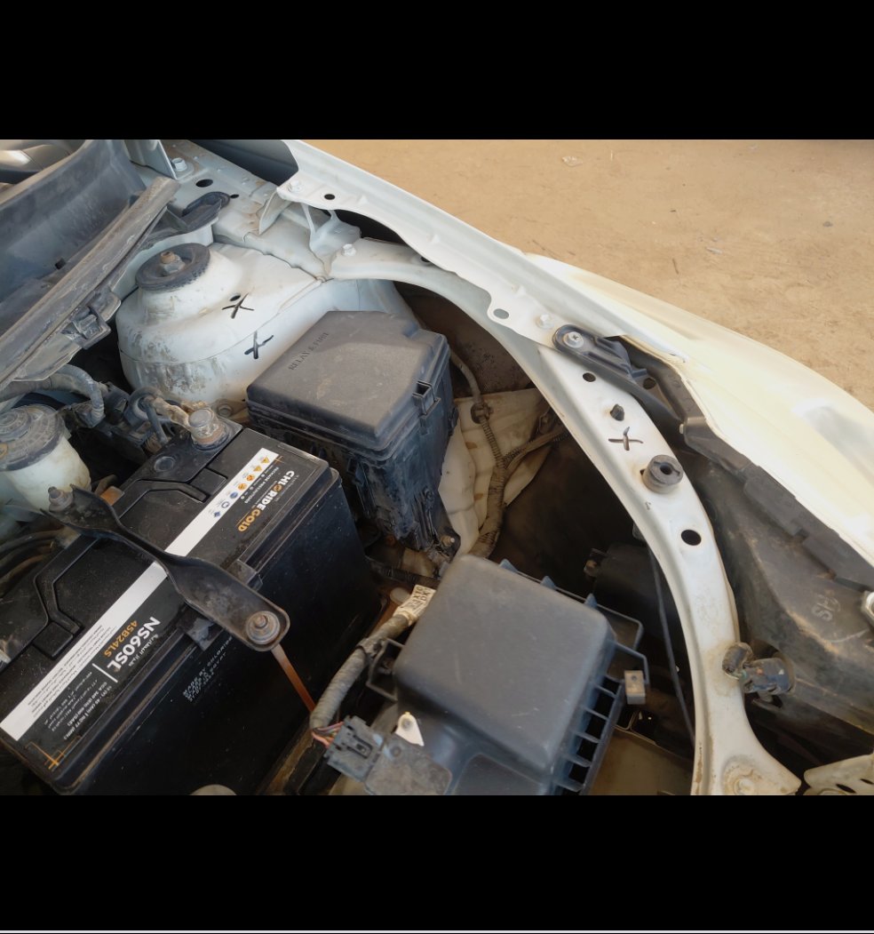 تويوتا يارس Y FLT  2017 image