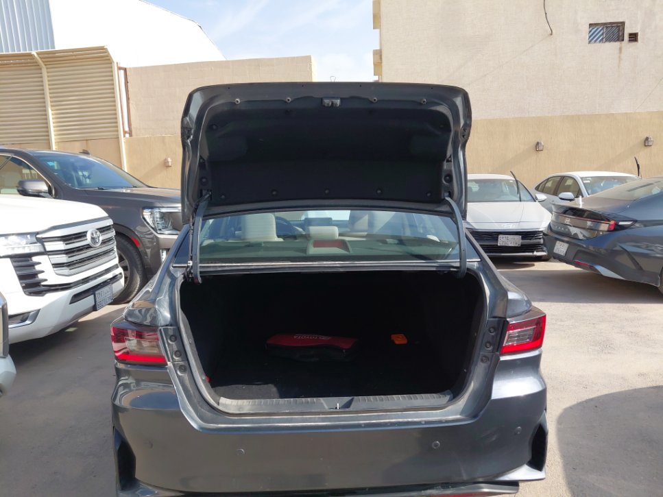 Toyota Yaris Y 2023 image