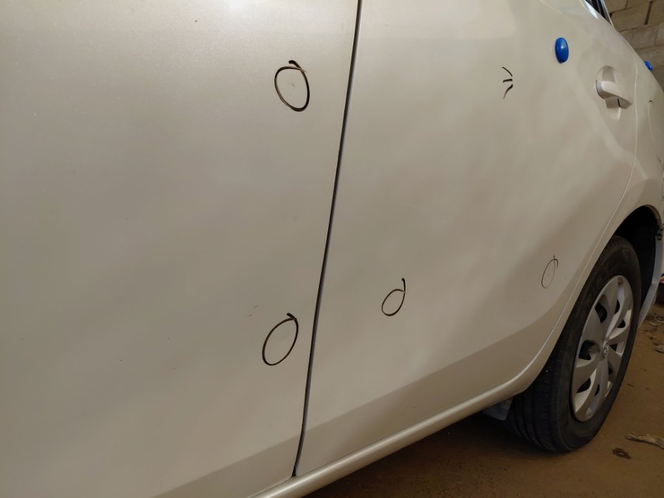 تويوتا يارس Y FLT  2017 image