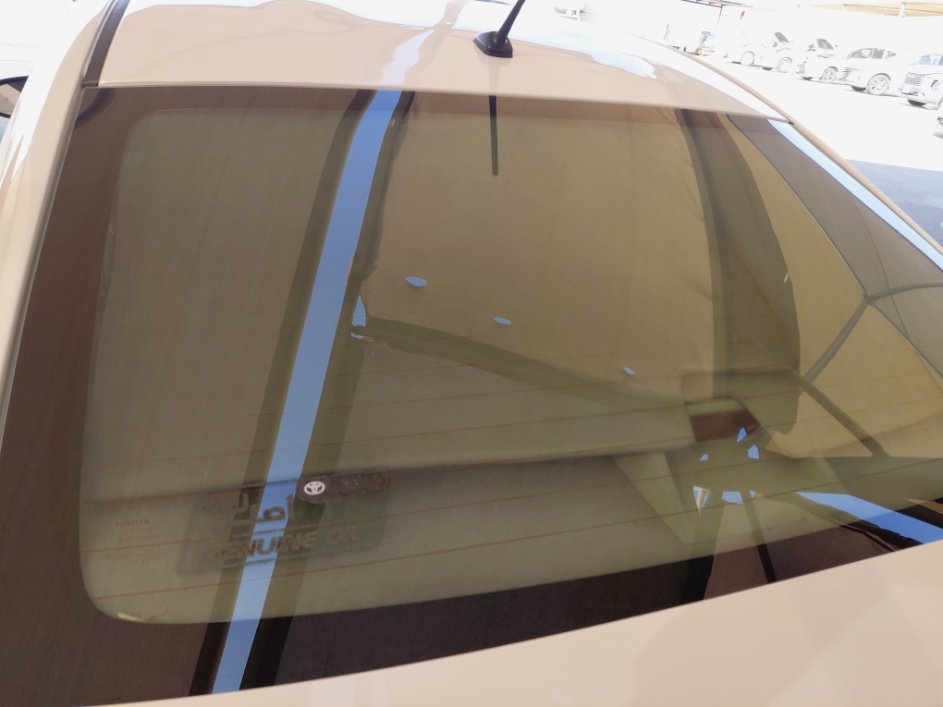 تويوتا يارس Y FLT  2017 image