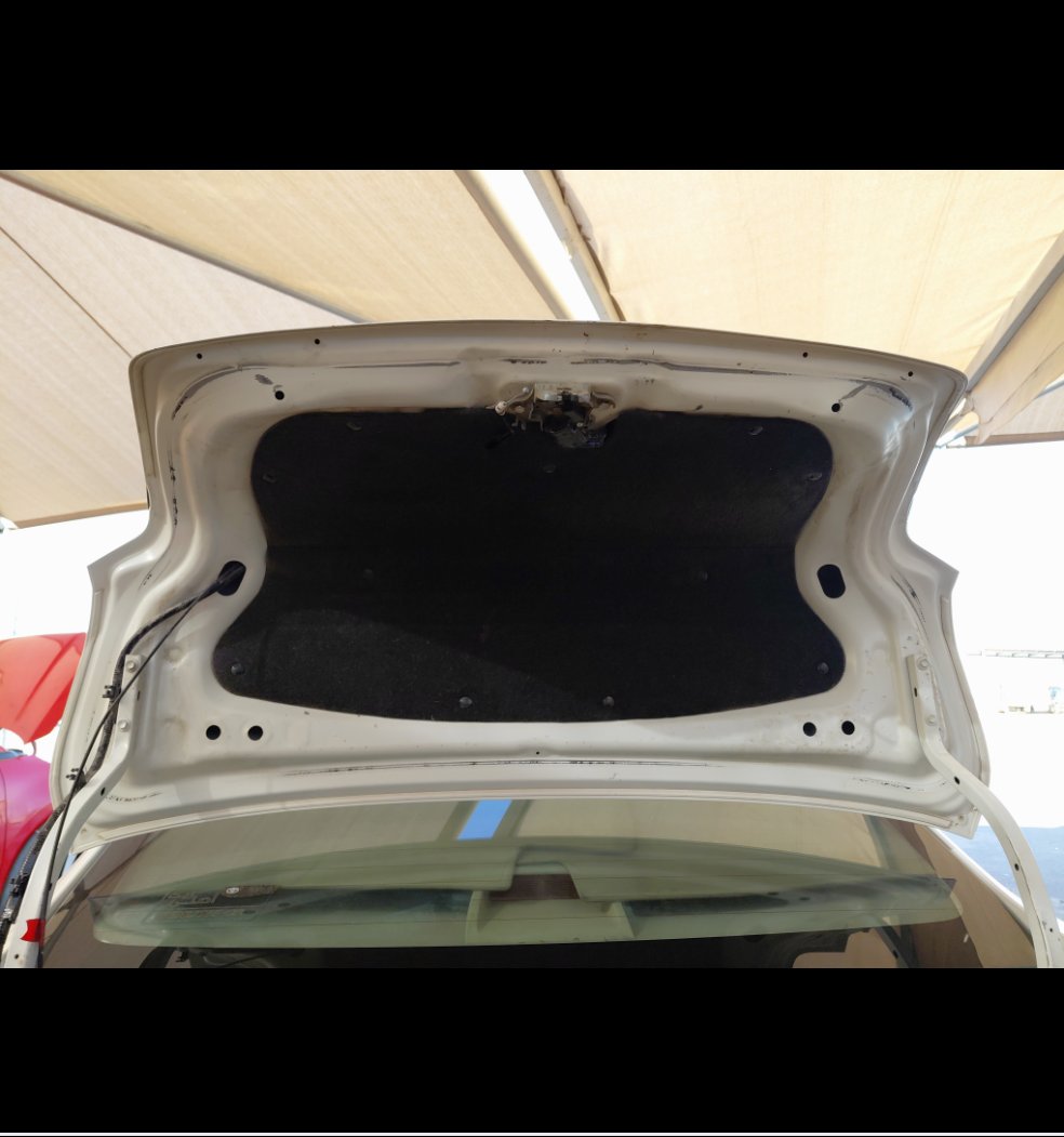 تويوتا يارس Y FLT  2017 image