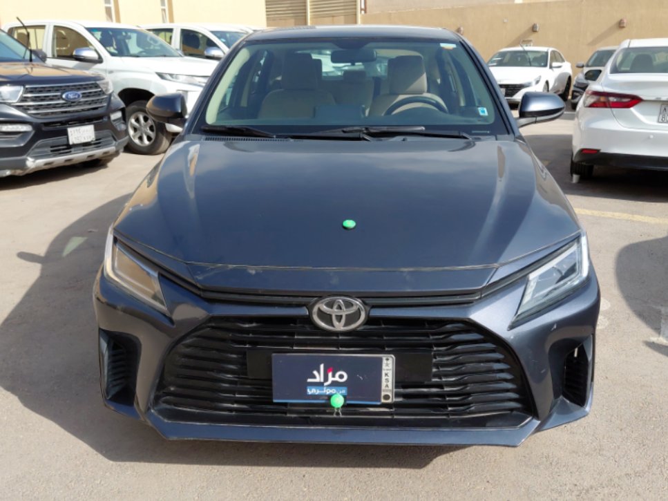 تويوتا يارس Y 2023