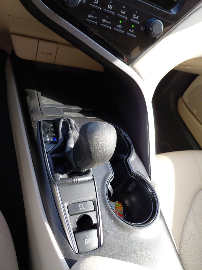 تويوتا كامري LE STD 2024 image