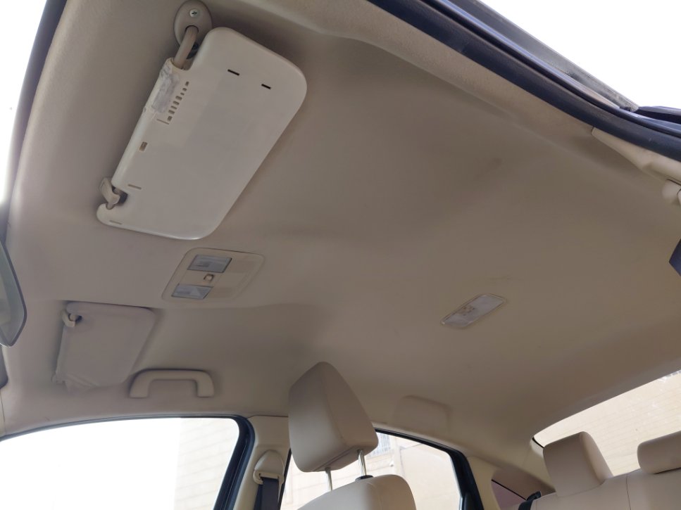 تويوتا يارس Y 2023 image