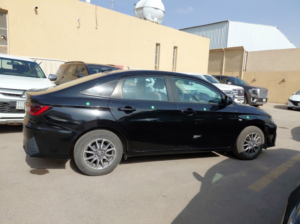 تويوتا يارس Y 2023 image