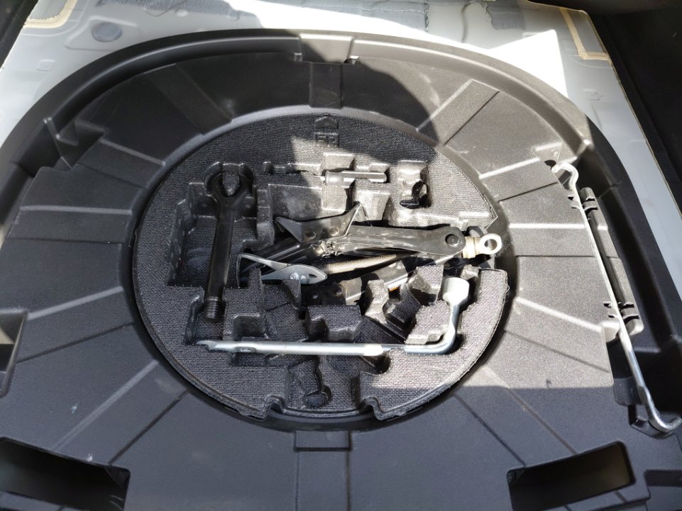 تويوتا كامري LE STD 2024 image