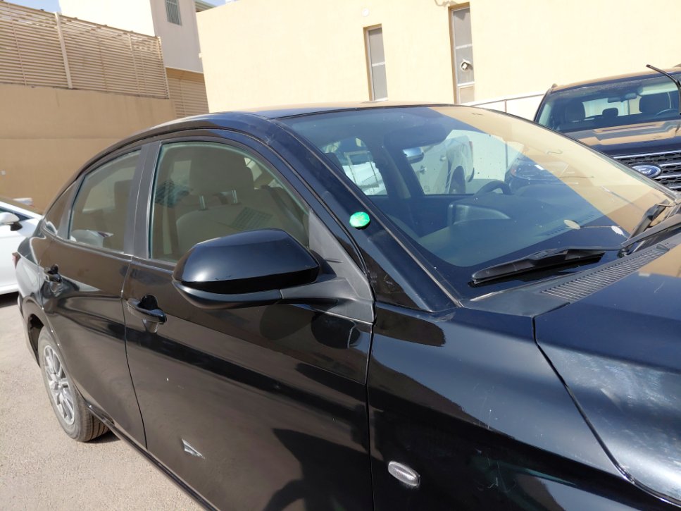 تويوتا يارس Y 2023 image