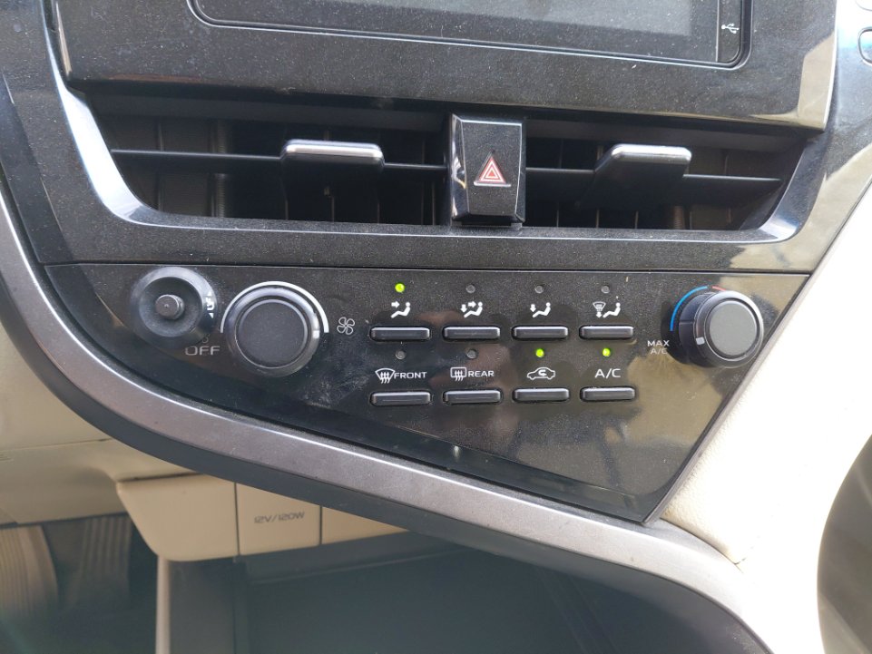 Toyota Camry LE STD 2024 image