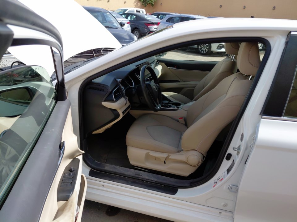 Toyota Camry LE STD 2024 image