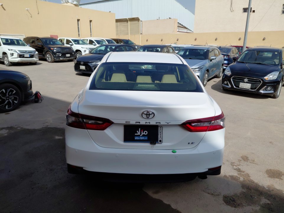Toyota Camry LE STD 2024 image