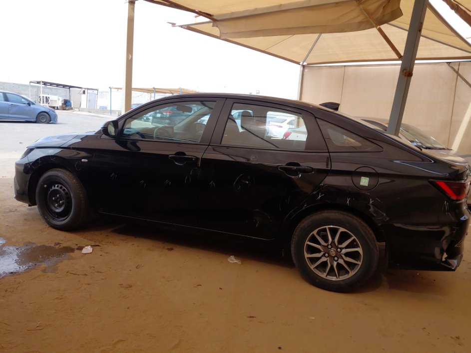 تويوتا يارس Y 2024 image