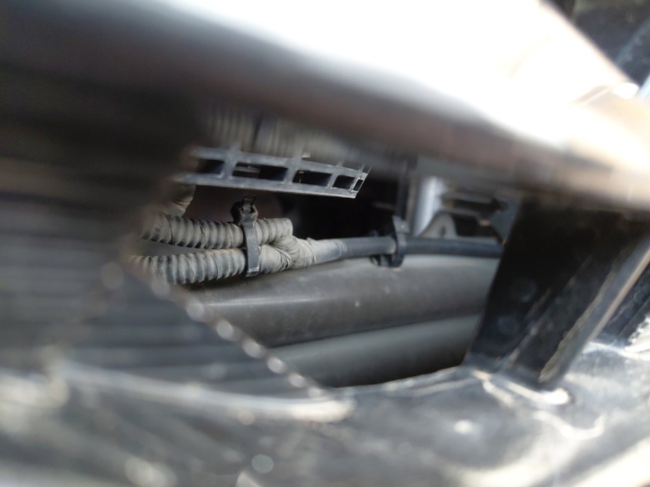 تويوتا يارس Y 2024 image