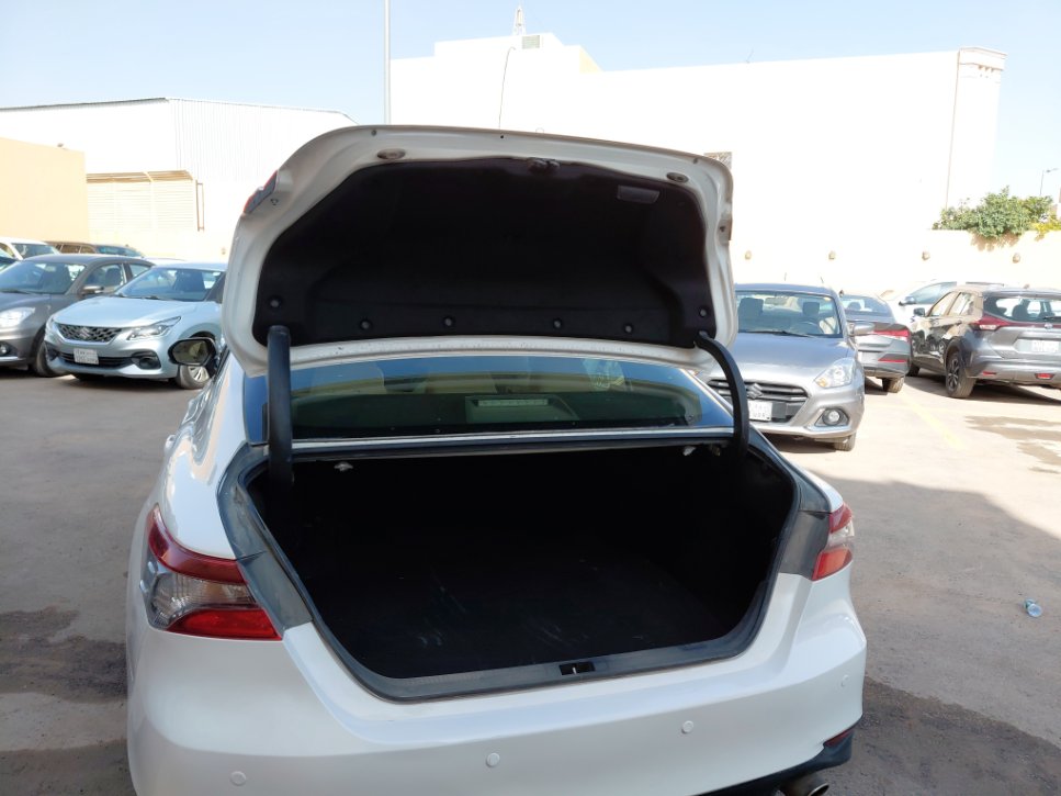 تويوتا كامري LE STD 2024 image