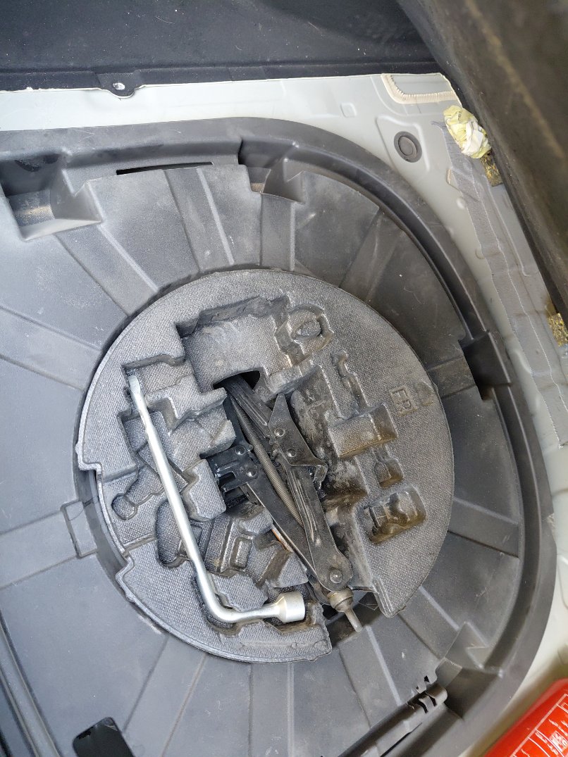 تويوتا كامري LE STD 2024 image