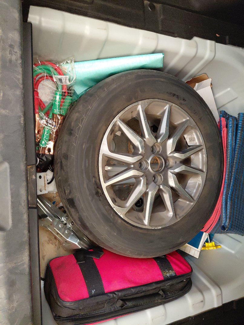 تويوتا يارس Y 2024 image