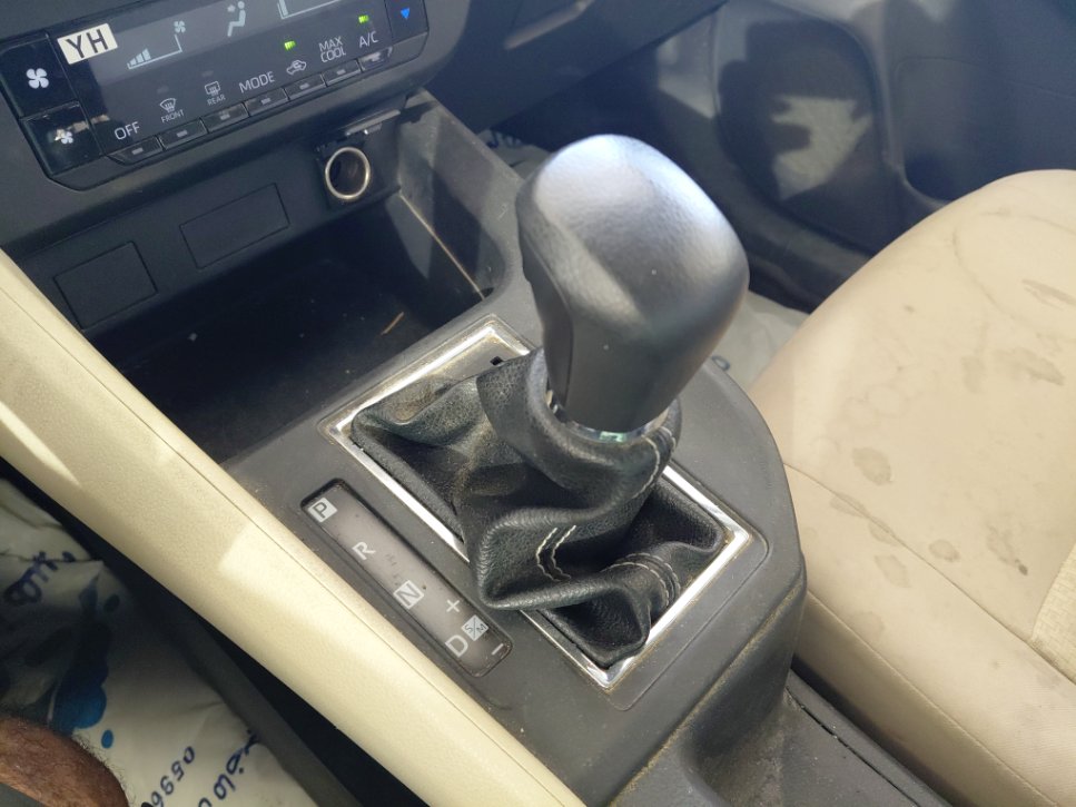 Toyota Yaris Y 2023 image